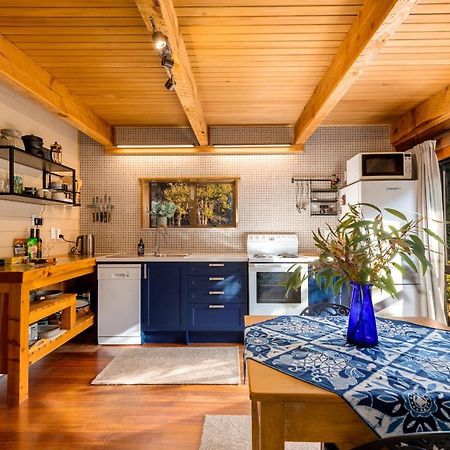 Totara Lodge - Unwind, Relax & Enjoy - Mt Lyford Екстериор снимка