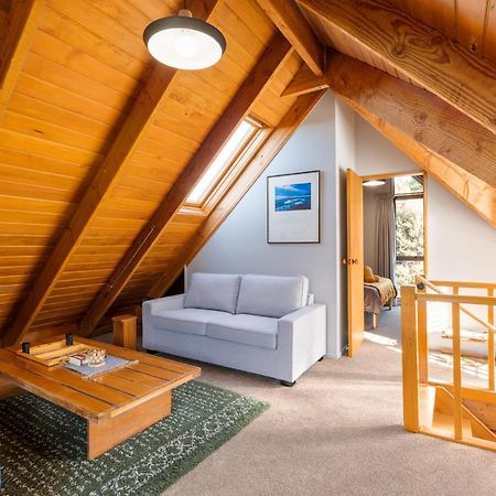 Totara Lodge - Unwind, Relax & Enjoy - Mt Lyford Екстериор снимка