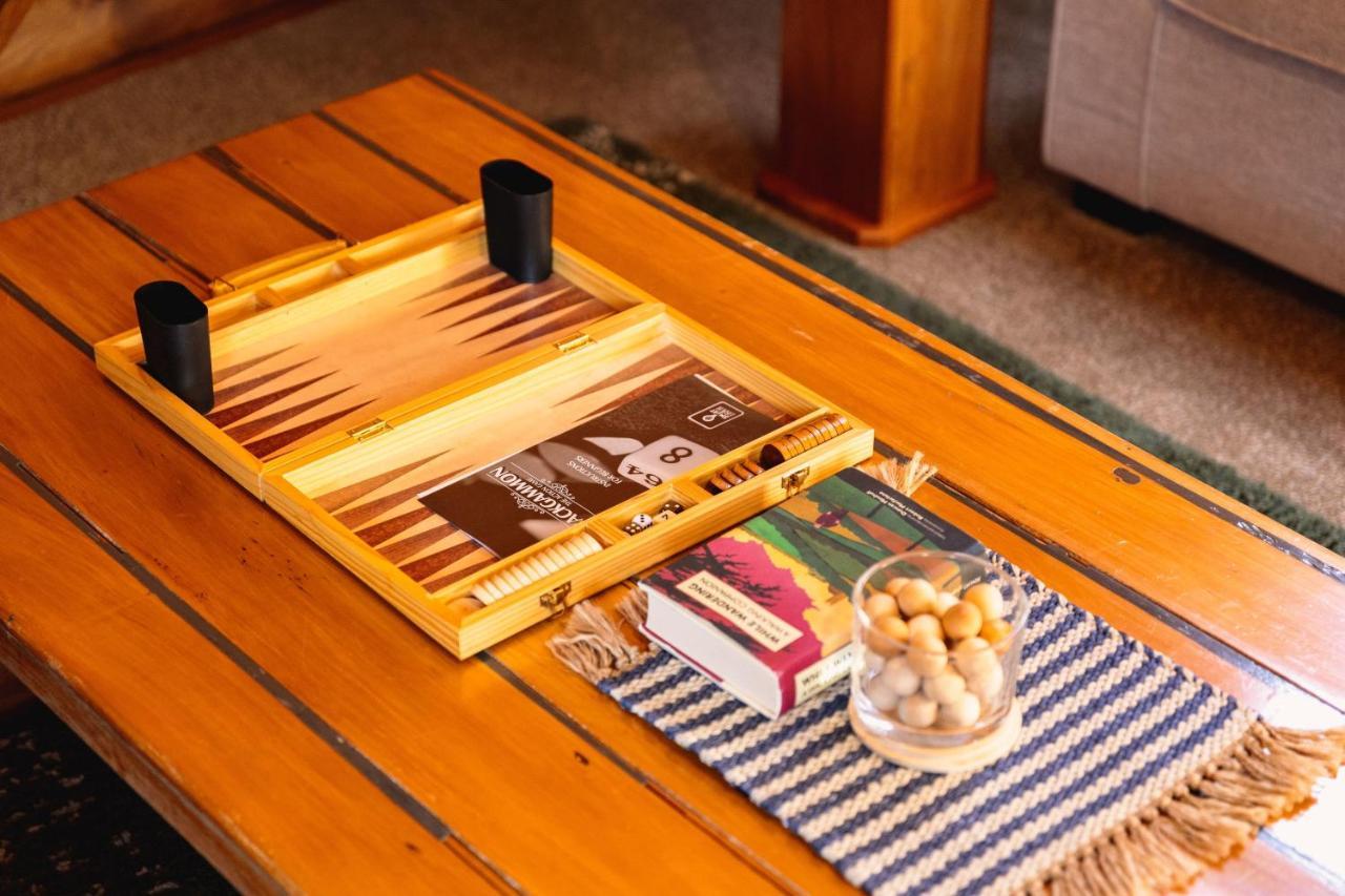 Totara Lodge - Unwind, Relax & Enjoy - Mt Lyford Екстериор снимка